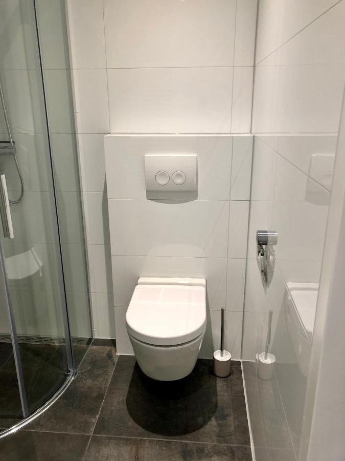 Bnb Bruxelles - Studios & Apartments Venlo Esterno foto